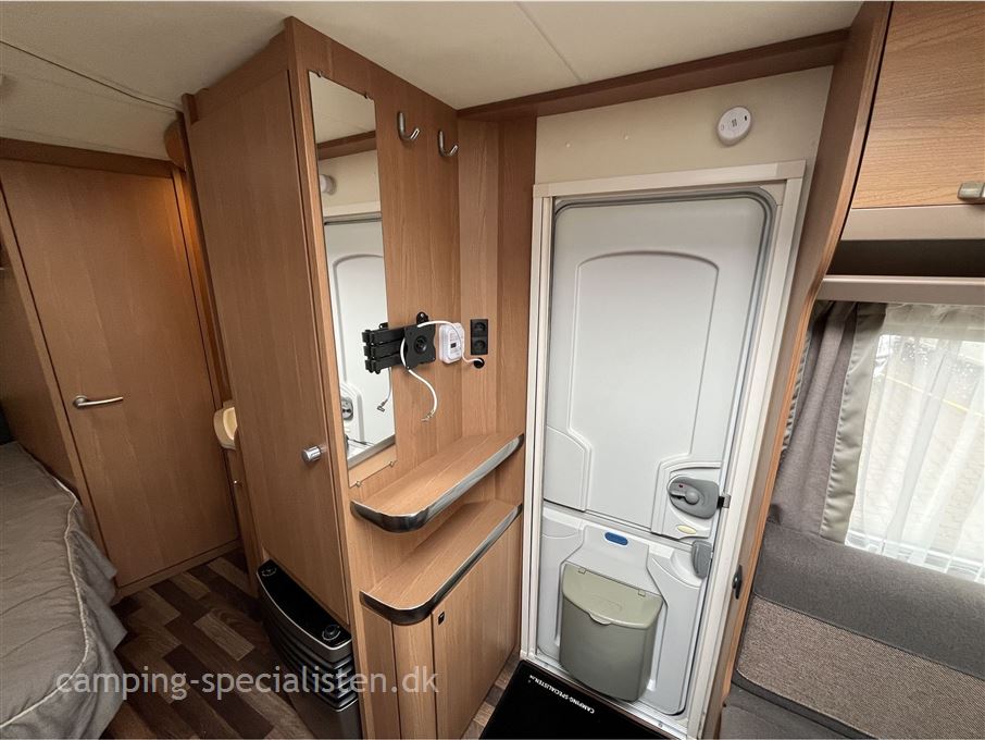 Knaus Sport 450 FU